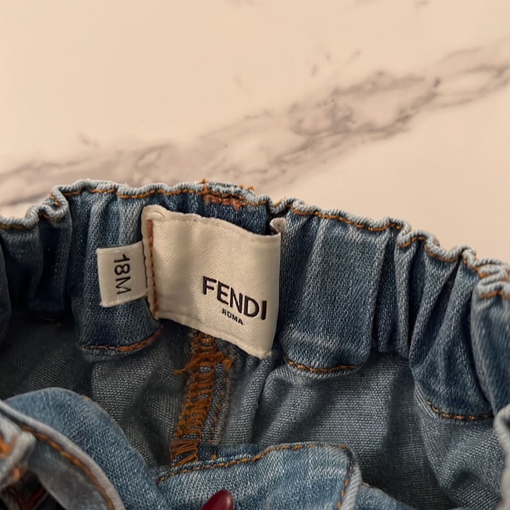 Fendi - Picture 4 of 4